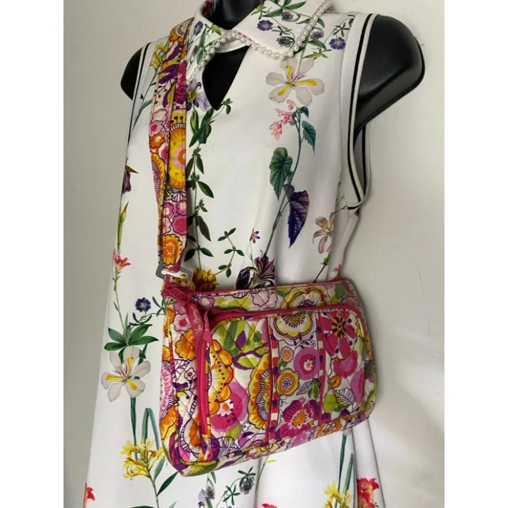 Vera Bradley Small Floral Multicolor Crossbody Bag - Picture 4 of 9